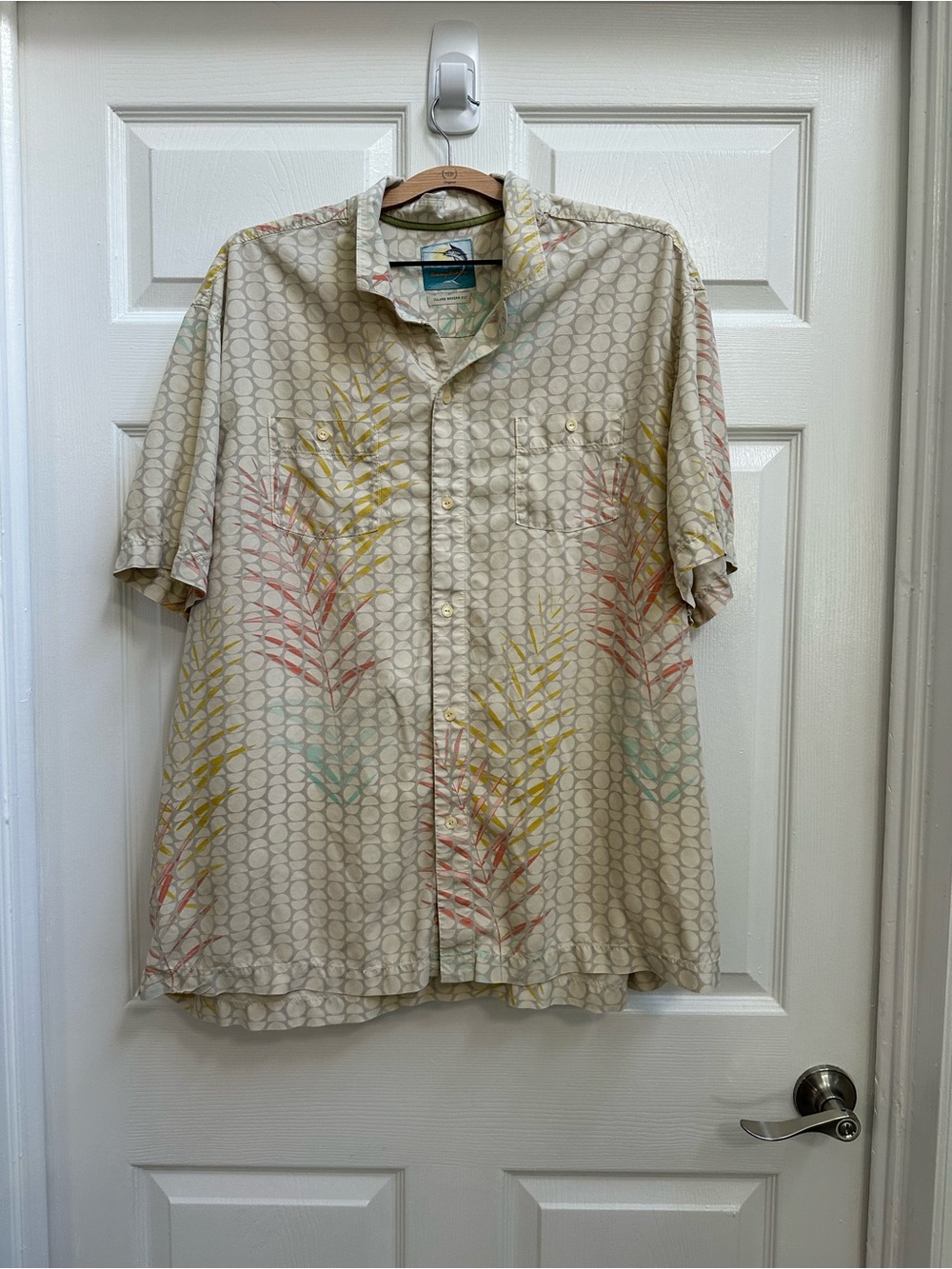 Tommy Bahama plinko palms silk Short-Sleeve Button-Down with Pastel Leaf Prin